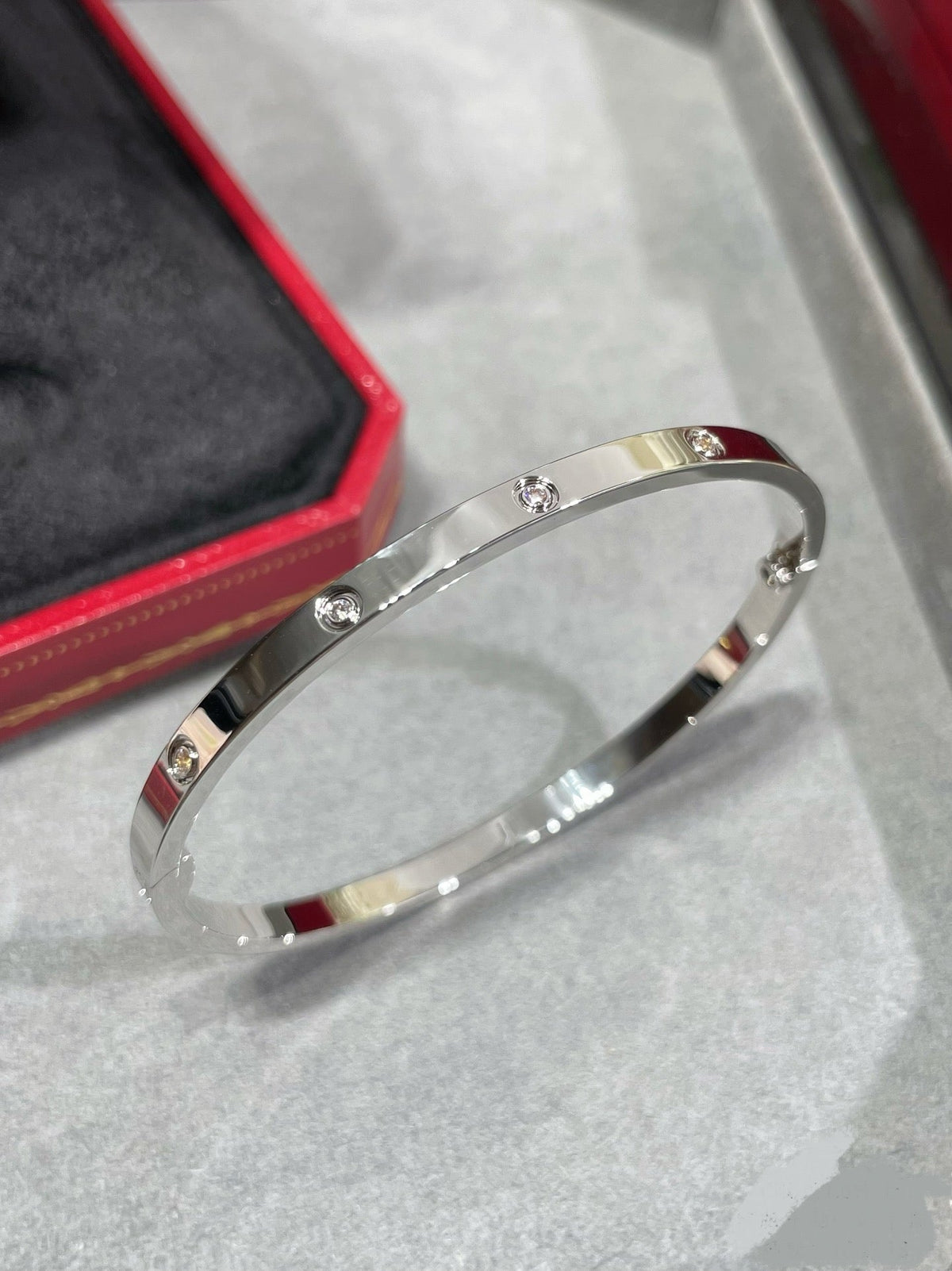 14k White Gold Love Bracelet/Small