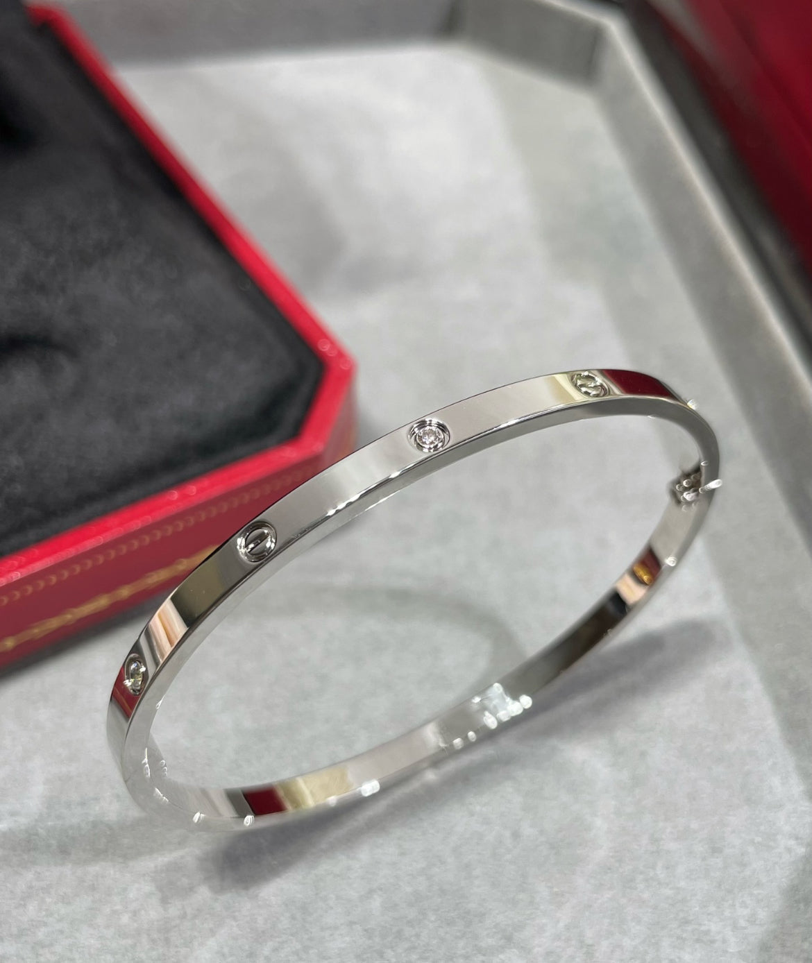 14k White Gold Love Bracelet/Small