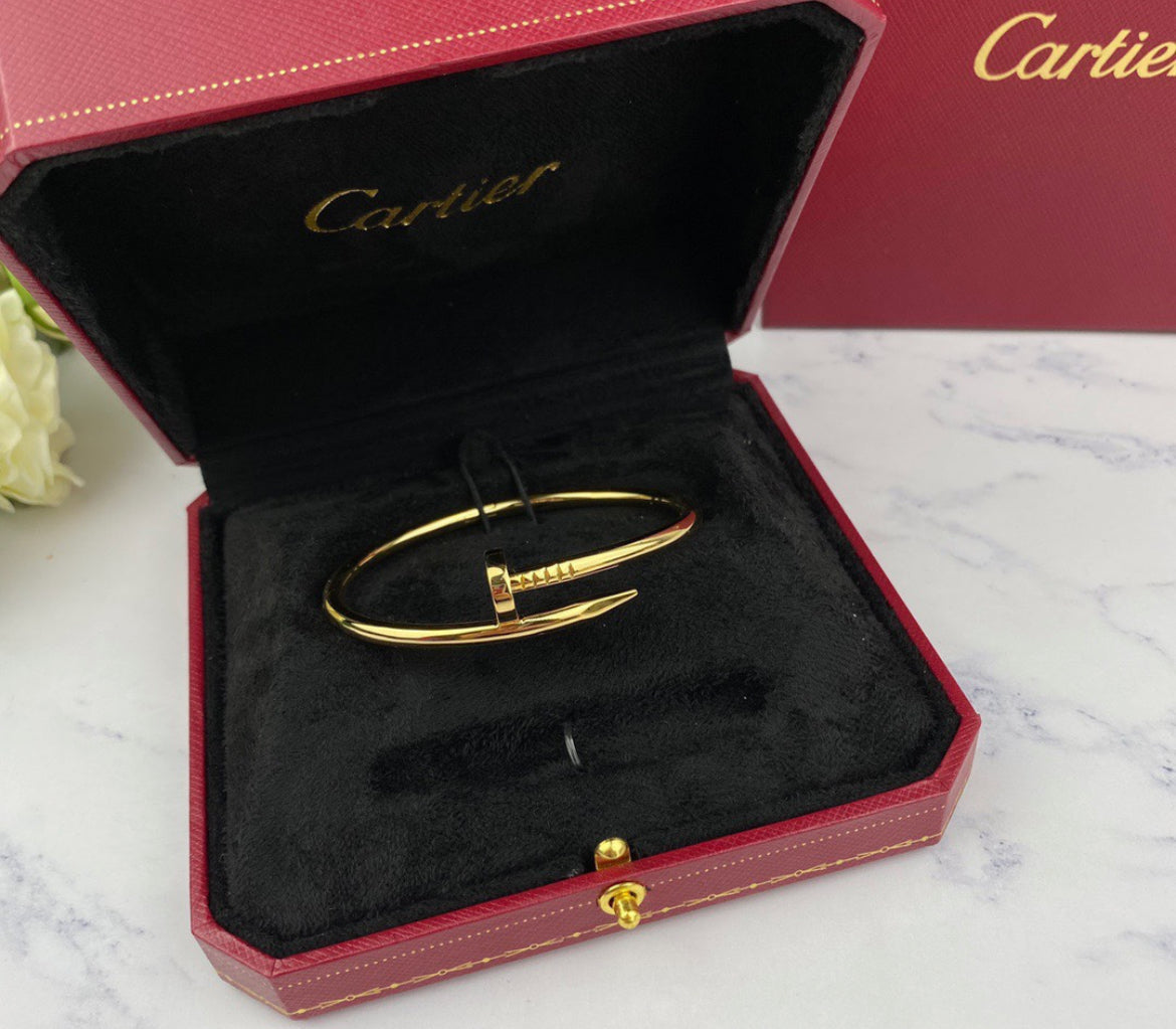 14k Yellow Gold Nail Bracelet