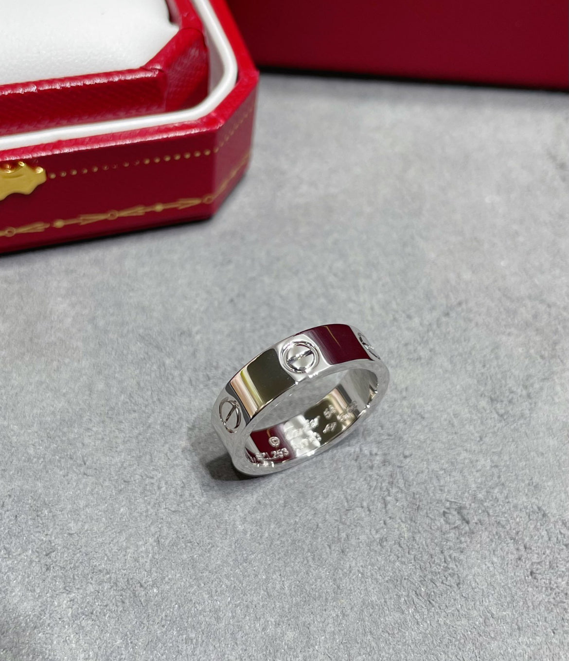14k White Gold Love Ring