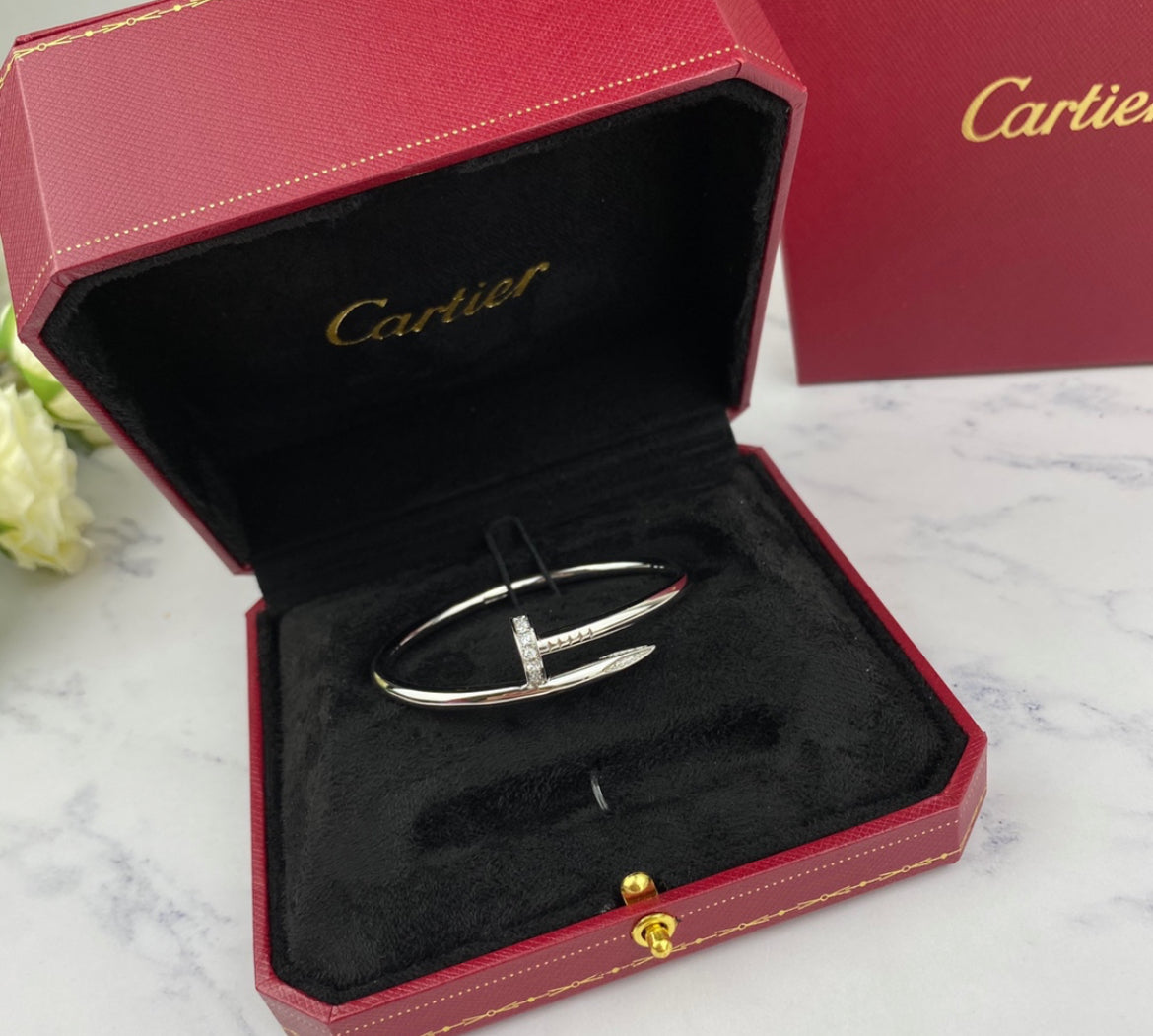 14k White Gold Nail Bracelet