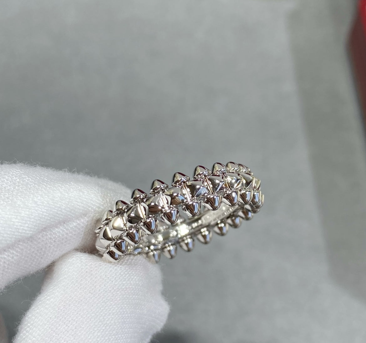 14k White Gold Clash Ring